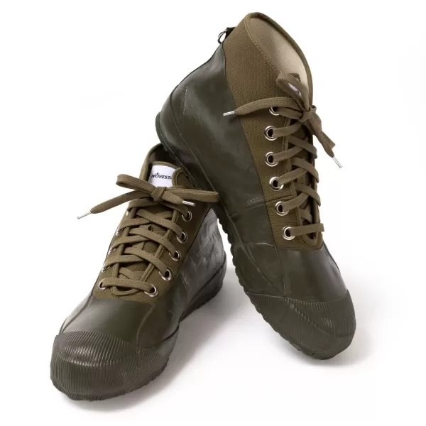 Specials X MJ Novesta X Mj: Olivfarbener Bootee "Rubber Sneaker"