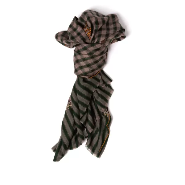 Yaser Shaw Scarf "Bareilly" Made Of Finest Hand Embroidered Pashmina Cashmere - P